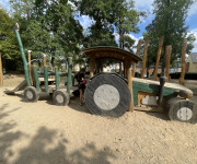 Aire de jeux thématique à Gasperich : la ferme